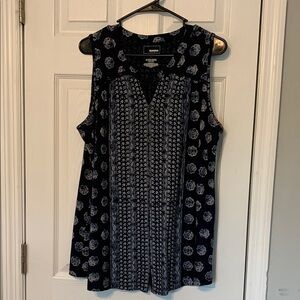 Navy and White Sleeveless Top